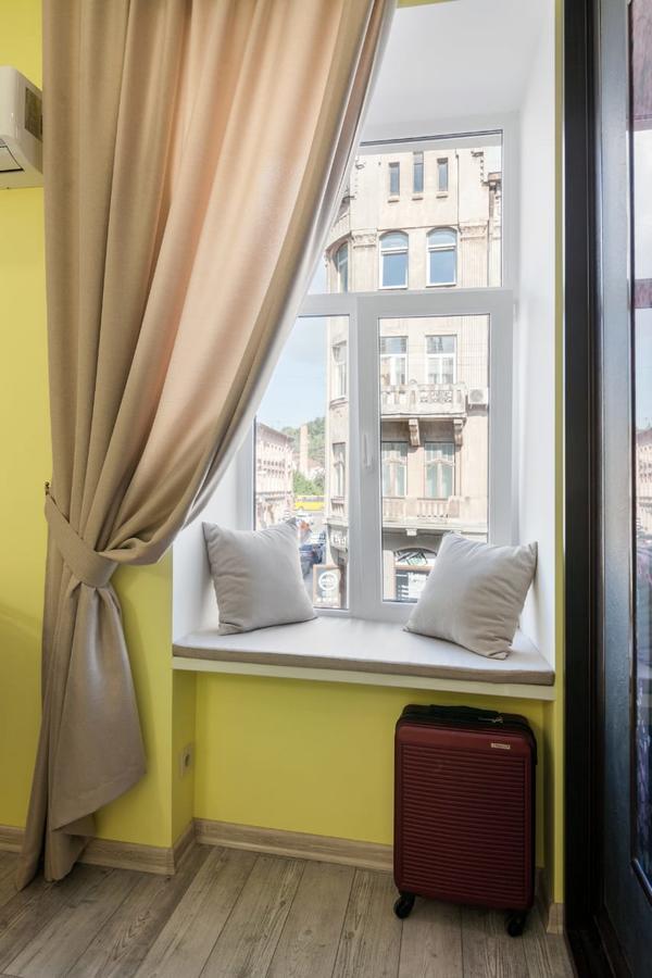 Vip Apartment In ♥ Of Lviv Exterior foto